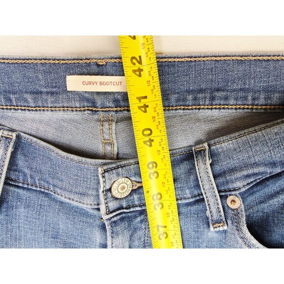 Levi's Size 33X32 Womens Curvy Bootcut Blue Denim 5 Pocket Logo Tag Jeans - Picture 7 of 14